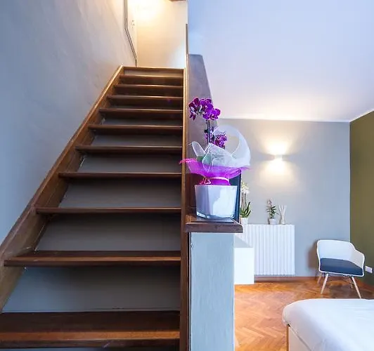 Alojamento de Acomodação e Pequeno-almoço Residenza D'epoca Visacci 5*