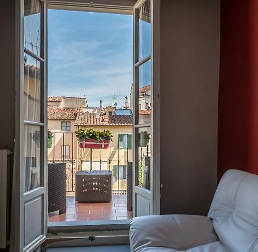 Bed & Breakfast Residenza D'epoca Visacci 5*