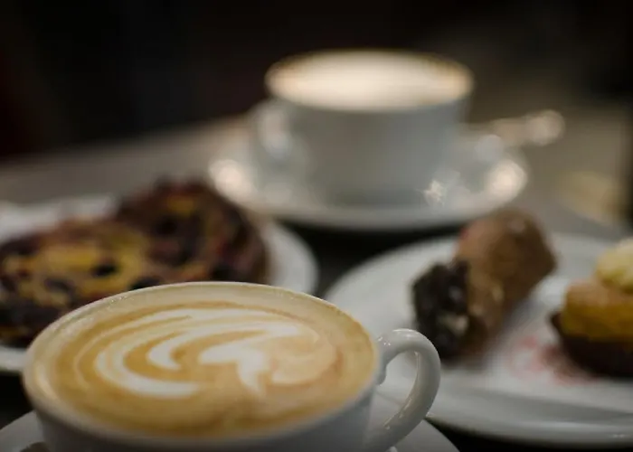 Residenza D'epoca Visacci Alojamento de Acomodação e Pequeno-almoço 5*