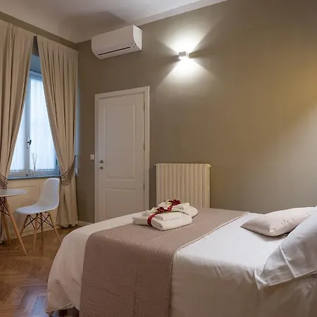 Residenza D'epoca Visacci Alojamento de Acomodação e Pequeno-almoço 5*