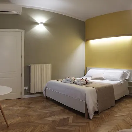 Residenza D'epoca Visacci Alojamento de Acomodação e Pequeno-almoço 5*
