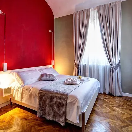 Bed & Breakfast Residenza D'epoca Visacci 5*